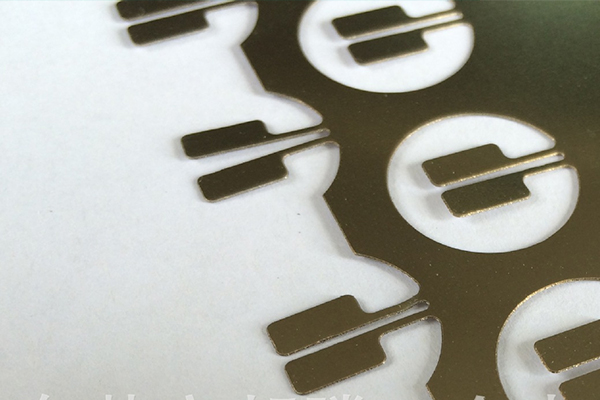 極片極耳切割機，電池生產新助力