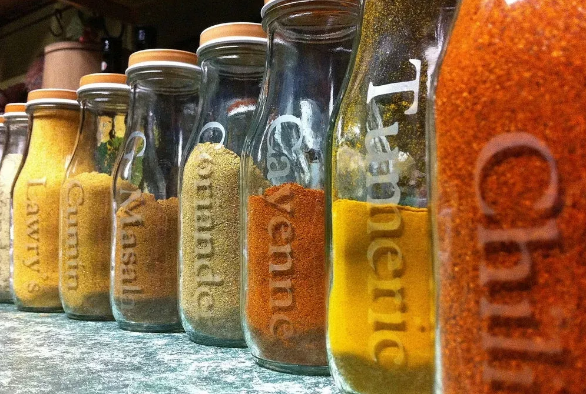 激光打標(biāo)調(diào)料瓶，讓您的生活有滋有味